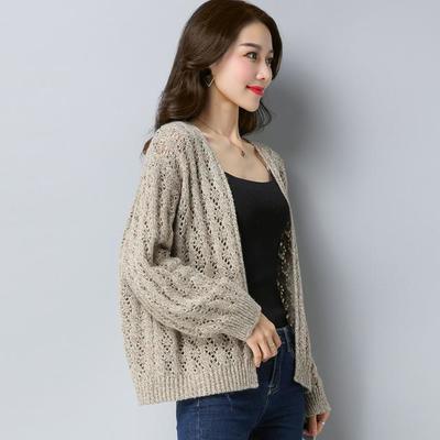 矮個子的女人就別穿風(fēng)衣了,瞧瞧穿這開衫外套,時尚又顯高!